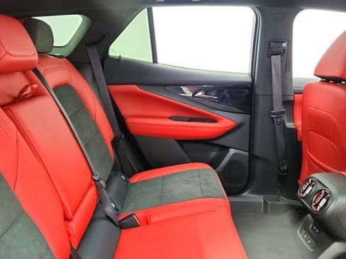 Used 2024 Chevrolet Blazer EV RS image 25