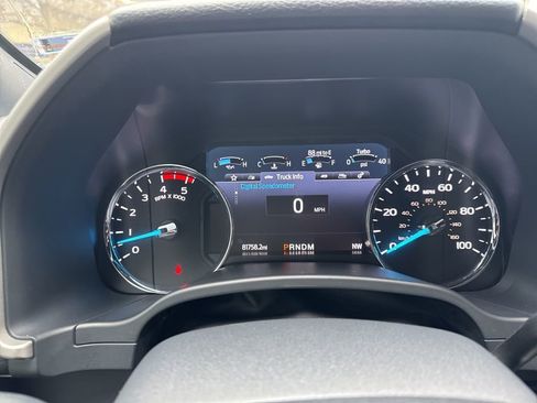 Used 2022 Ford F350 Lariat w/ Black Appearance Package image 9