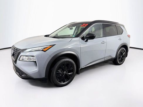 Used 2023 Nissan Rogue SV AWD/4WD image 7