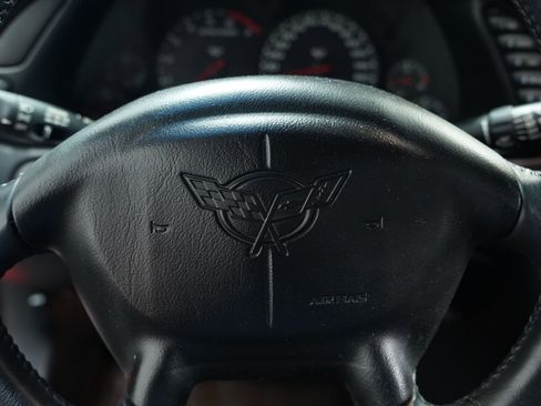 Used 1997 Chevrolet Corvette Coupe w/ Memory Pkg image 34