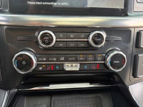 Used 2022 Ford F150 Lariat w/ Equipment Group 502A High AWD/4WD image 24