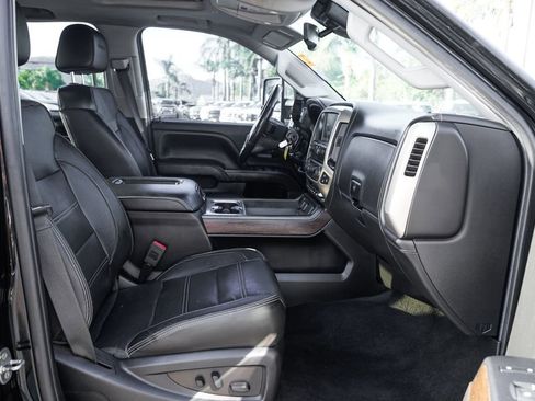 Used 2018 GMC Sierra 3500 Denali w/ Duramax Plus Package image 41