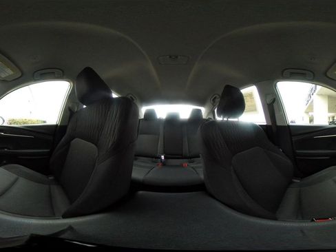 Used 2025 Toyota Camry LE image 42