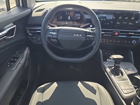 New 2026 Kia Sportage EX FWD image 14