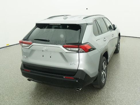 New 2025 Toyota RAV4 SE image 82
