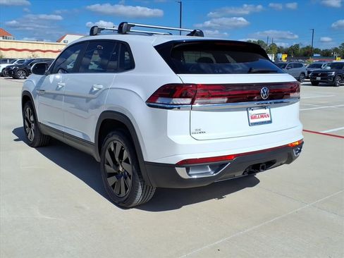 New 2026 Volkswagen Atlas Cross Sport SE FWD image 8