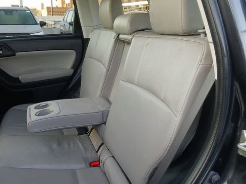 Used 2015 Subaru Forester 2.5i Touring w/ Popular Package #1 AWD/4WD image 22