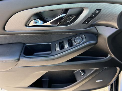 Used 2021 Chevrolet Traverse Premier w/ Redline Edition image 15