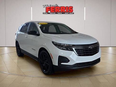 Used 2023 Chevrolet Equinox LS w/ LS Convenience Package image 9