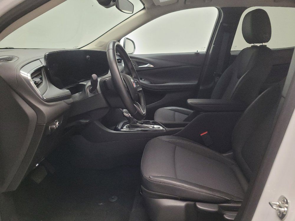 Used 2025 Buick Encore GX Preferred FWD image 17