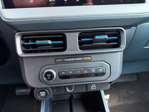 New 2025 Ford Maverick Lobo AWD/4WD image 30