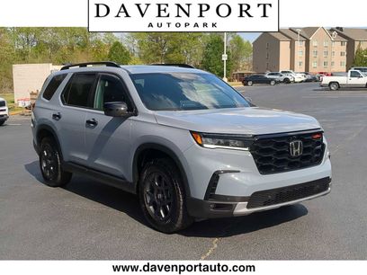 Used 2025 Honda Pilot TrailSport