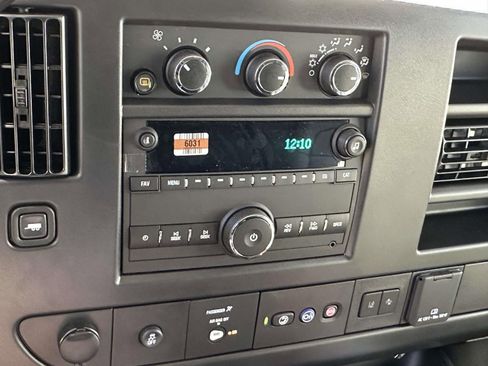New 2025 Chevrolet Express 2500 Work Van w/ Safety Package image 10