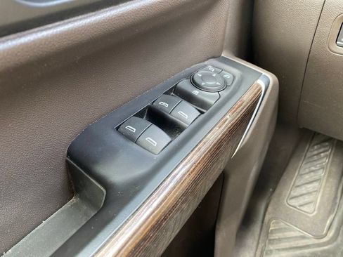 Used 2020 GMC Sierra 1500 SLE w/ SLE Value Package RWD image 33