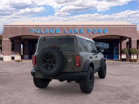 New 2026 Ford Bronco Badlands AWD/4WD image 8