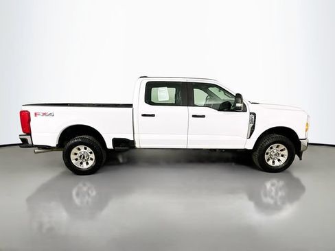 Used 2023 Ford F250 XL w/ FX4 Off-Road Package AWD/4WD image 10