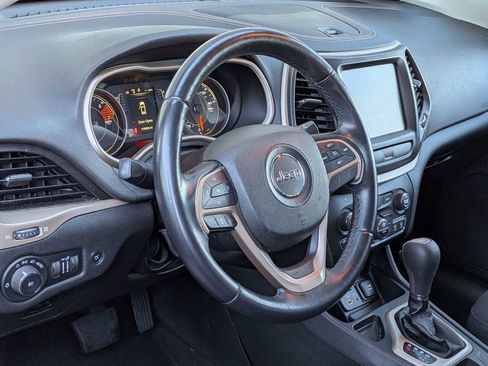 Used 2016 Jeep Cherokee 75th Anniversary image 2