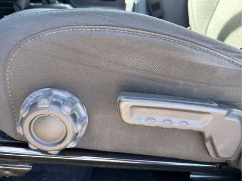 Used 2019 Jeep Wrangler Unlimited Sport S image 27