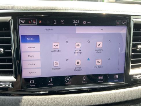 Used 2023 Chrysler Pacifica Touring-L FWD image 38