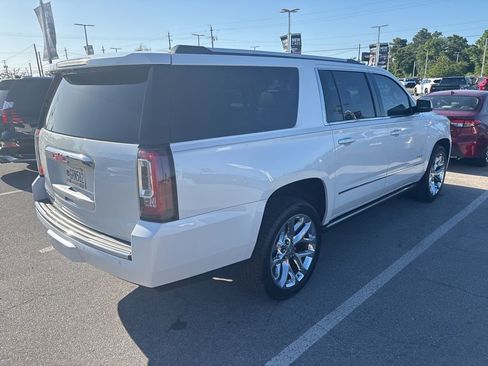 Used 2018 GMC Yukon XL Denali image 14