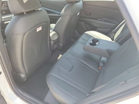 New 2026 Hyundai Elantra SEL Sport FWD image 24