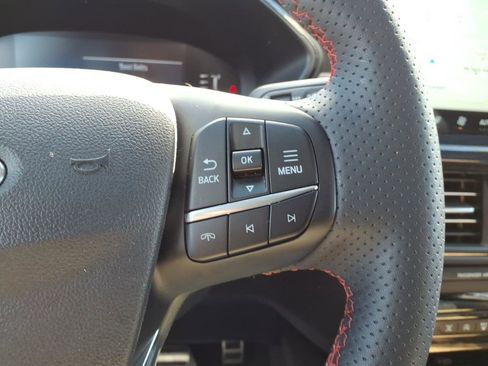 Certified 2024 Ford Escape ST-Line w/ Tech Pack #1 AWD/4WD image 17