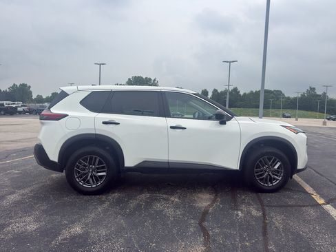 Certified 2023 Nissan Rogue S AWD/4WD image 4