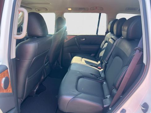 Certified 2023 Nissan Armada SL AWD/4WD image 11