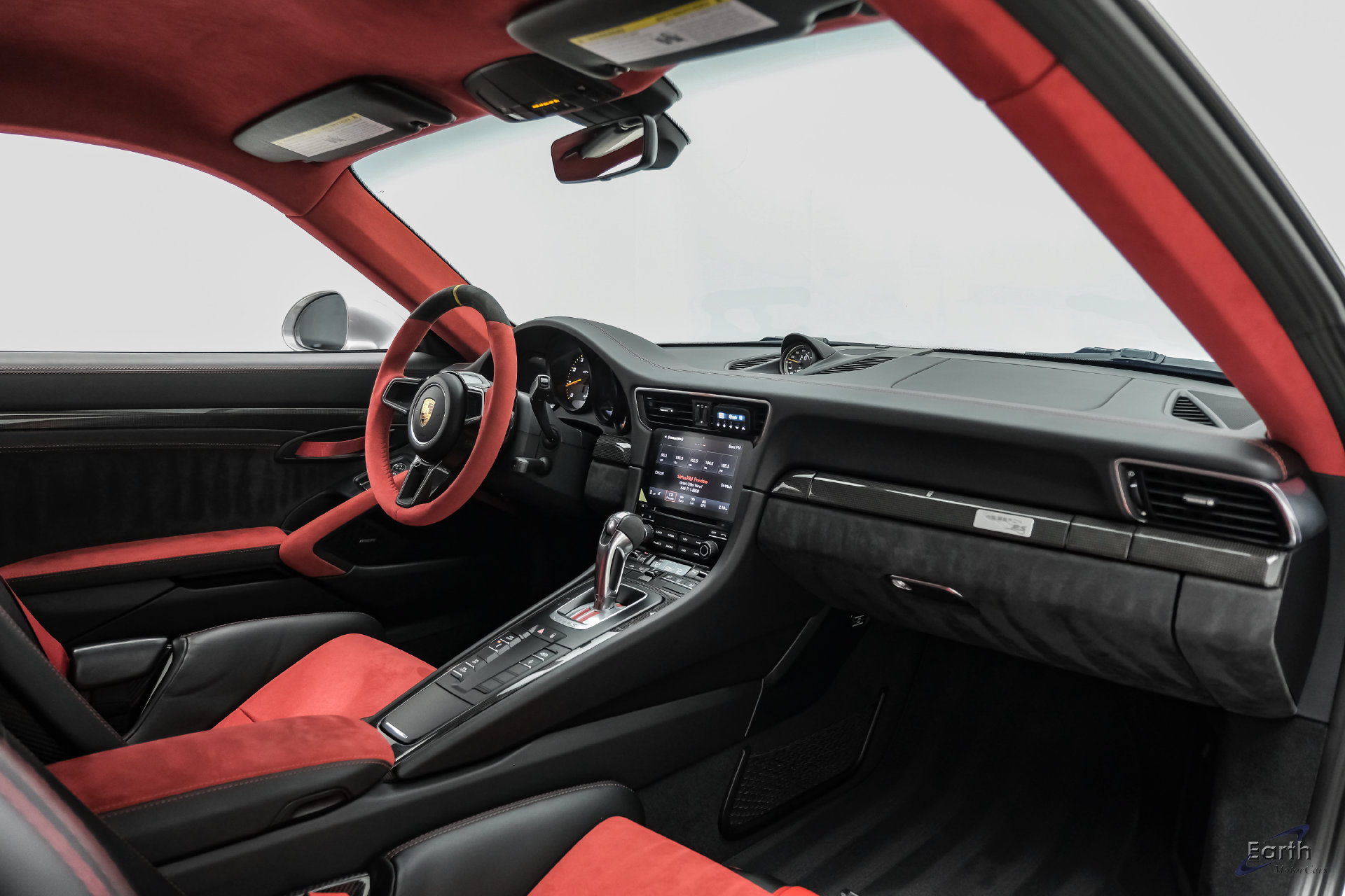 Used 2018 Porsche 911 GT2 RS RWD image 58