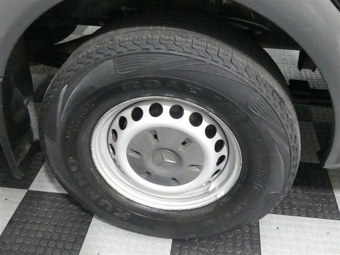 Used 2018 Mercedes-Benz Sprinter 2500 w/ Driver Efficiency Package image 14