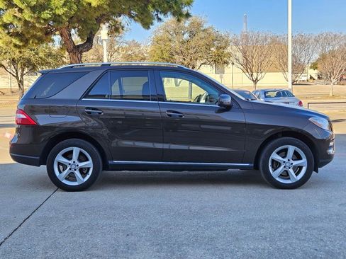 Used 2015 Mercedes-Benz ML 350 4MATIC image 4