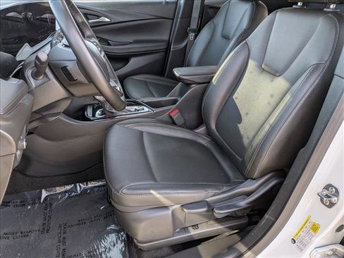 Used 2024 Buick Encore GX Sport Touring image 15