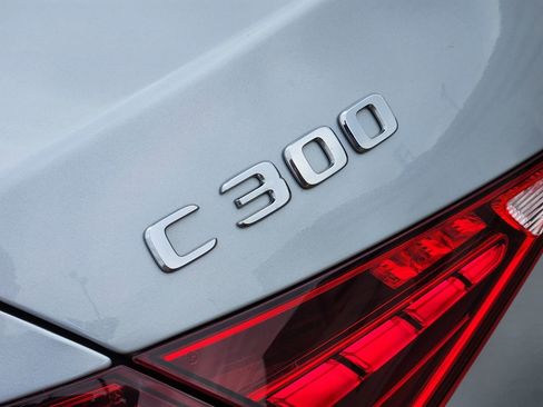 Used 2022 Mercedes-Benz C 300 Sedan image 17