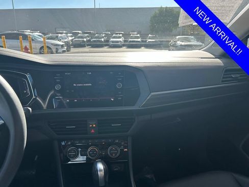 Used 2020 Volkswagen Jetta SEL FWD image 14