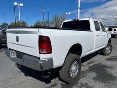 Used 2014 RAM 2500 Tradesman w/ Chrome Appearance Group image 3
