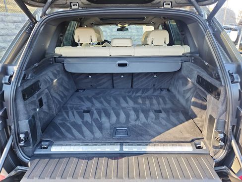 Used 2022 BMW X5 xDrive45e w/ Climate Comfort Package image 13