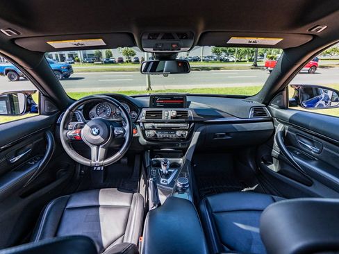 Used 2020 BMW M4 Coupe w/ Competition Package RWD image 22