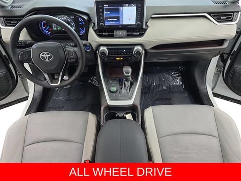 Used 2020 Toyota RAV4 Limited w/ Limited Grade Weather Package AWD/4WD image 9