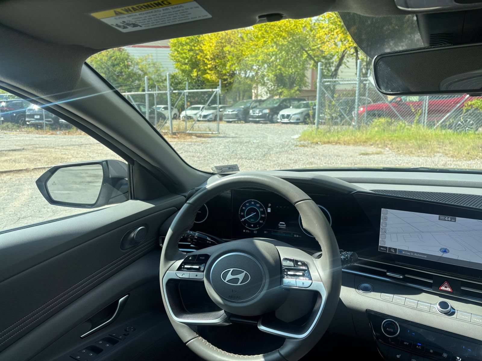 Used 2025 Hyundai Elantra SEL FWD image 35