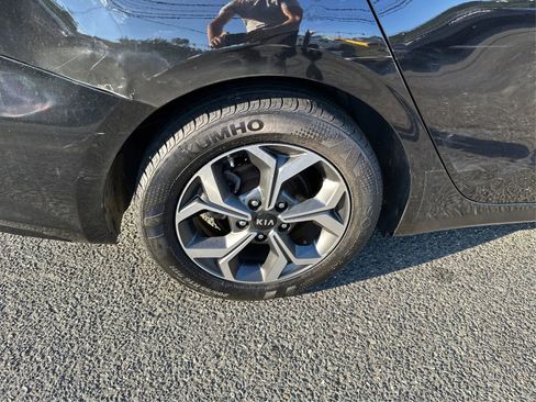 Used 2020 Kia Forte LXS image 15