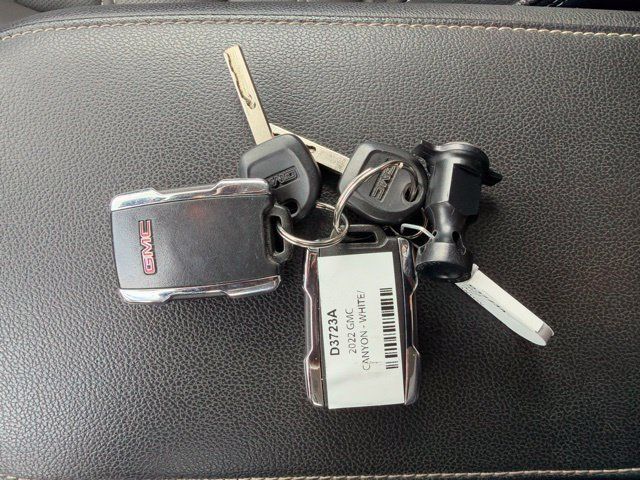 Used 2022 GMC Canyon Denali AWD/4WD image 24