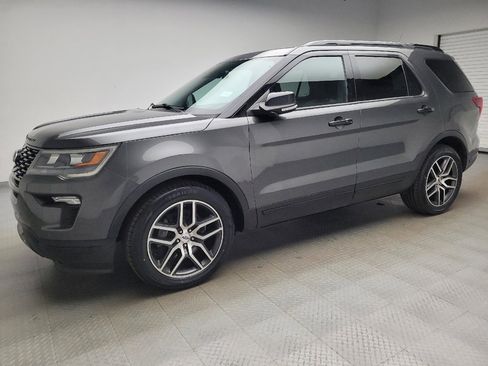 Used 2018 Ford Explorer Sport w/ Equipment Group 401A AWD/4WD image 2