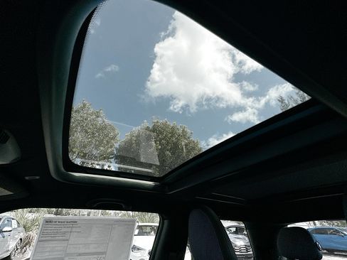 New 2026 MINI Cooper 2-Door Hardtop image 18