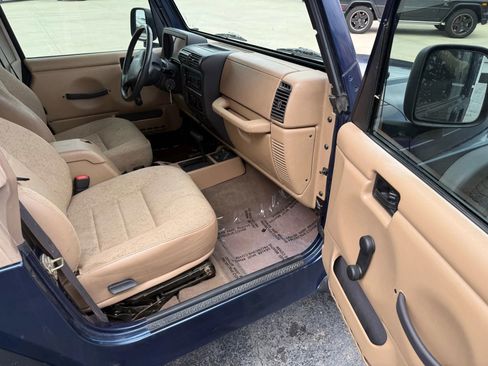 Used 2002 Jeep Wrangler Sport image 20