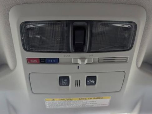 Used 2017 Subaru Forester 2.5i Touring image 41