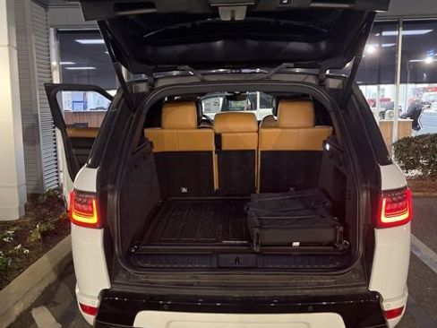 Used 2018 Land Rover Range Rover Sport HSE Dynamic image 13