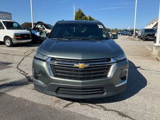 Used 2023 Chevrolet Traverse LT w/ LPO, Floor Liner Package video 2