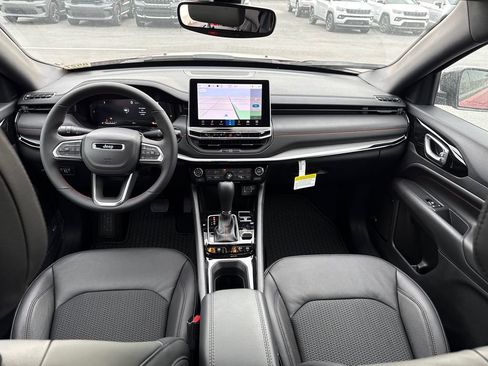 New 2026 Jeep Compass Trailhawk w/ Sun, Sound & Navigation Group image 10