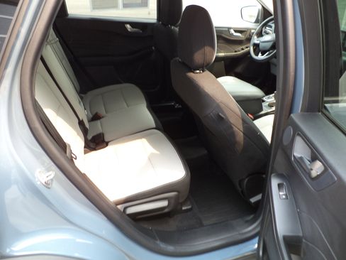 Used 2023 Ford Escape Active w/ Tech Pack #2 image 7