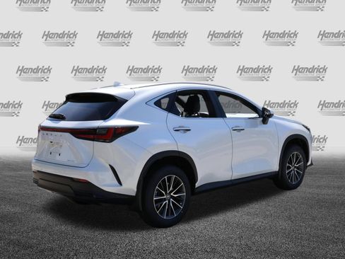 Used 2024 Lexus NX 250 FWD w/ Towing Package (2000 Lbs) image 9